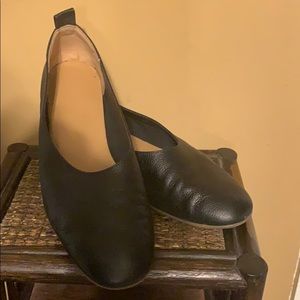 Everlane Day Glove flat